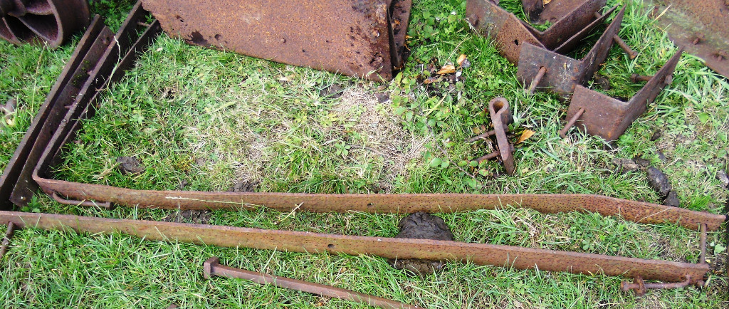 The recovered components of Long waggon No2 (1)